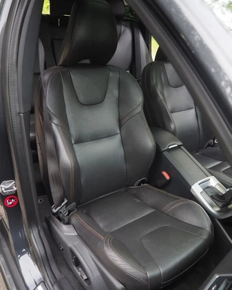 Volvo XC 60 cena 59900 przebieg: 237400, rok produkcji 2015 z Sanok małe 742